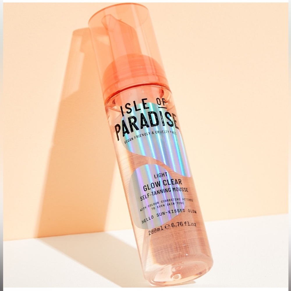 NEW NWT! Isle of Paradise Glow Clear Self Tanning Mousse Light $38